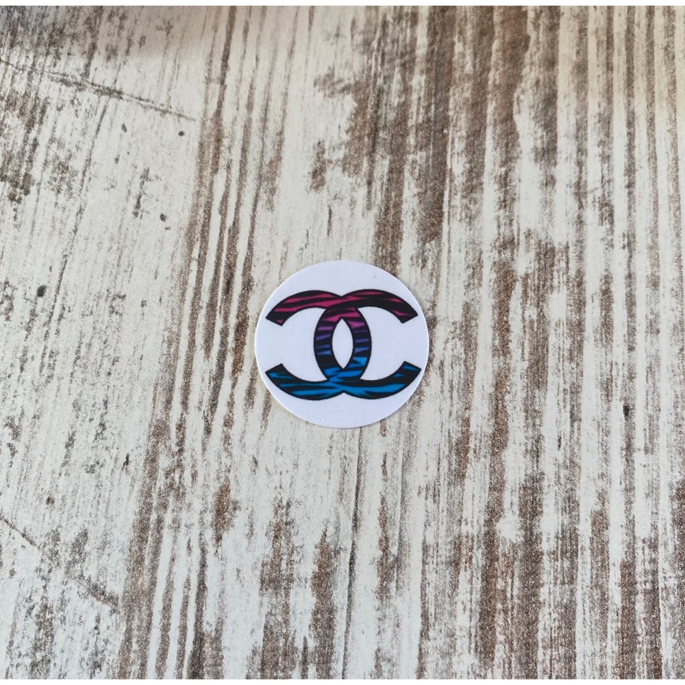Brand new Chanel exclusive bundle - Picture 7 of 8